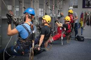 Rezolv Energy oferă 100 de locuri gratuite de formare în domeniul energiei regenerabile